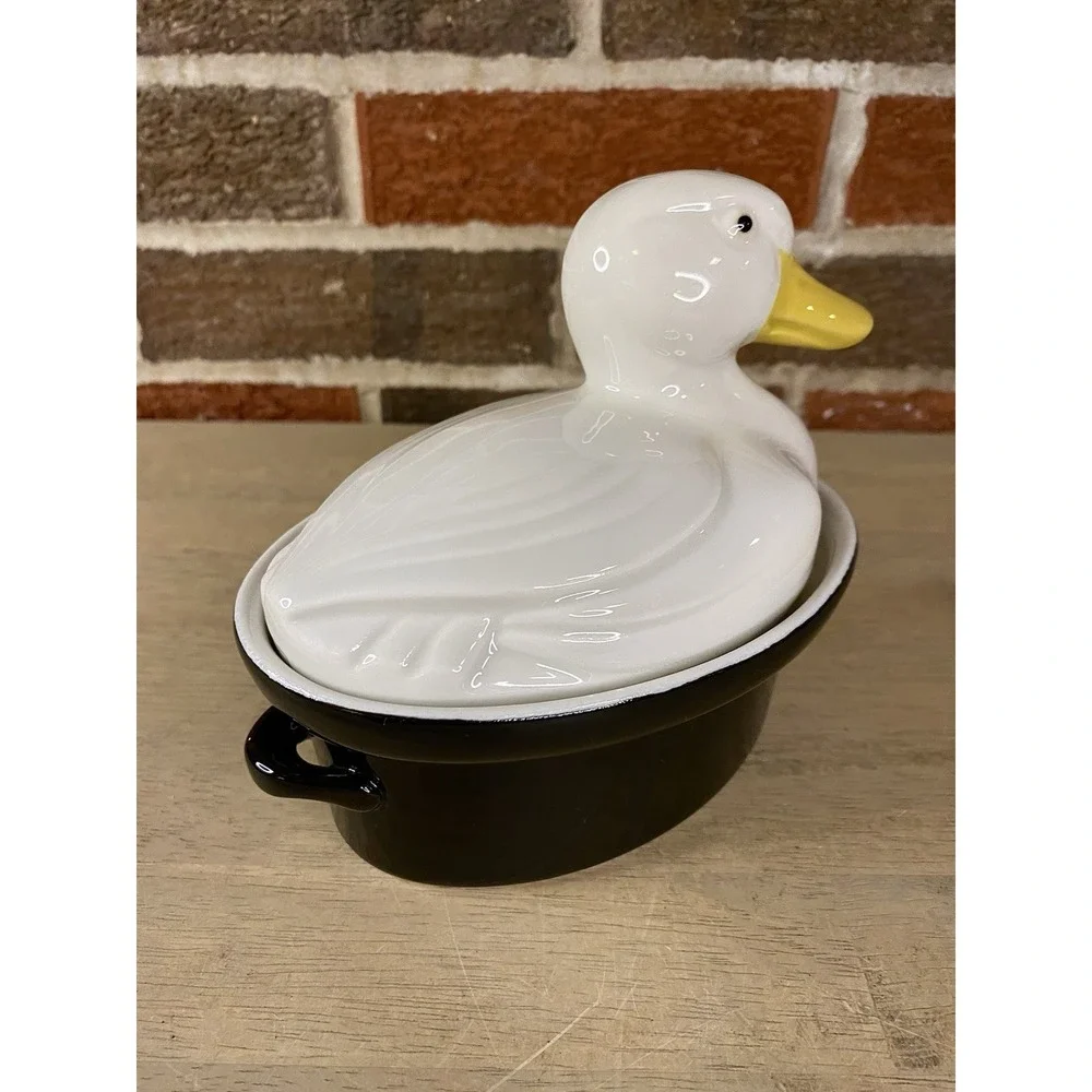 Hall Carbone Small Oval Duck Covered Casserole Baking Roasting Serving Dish 6